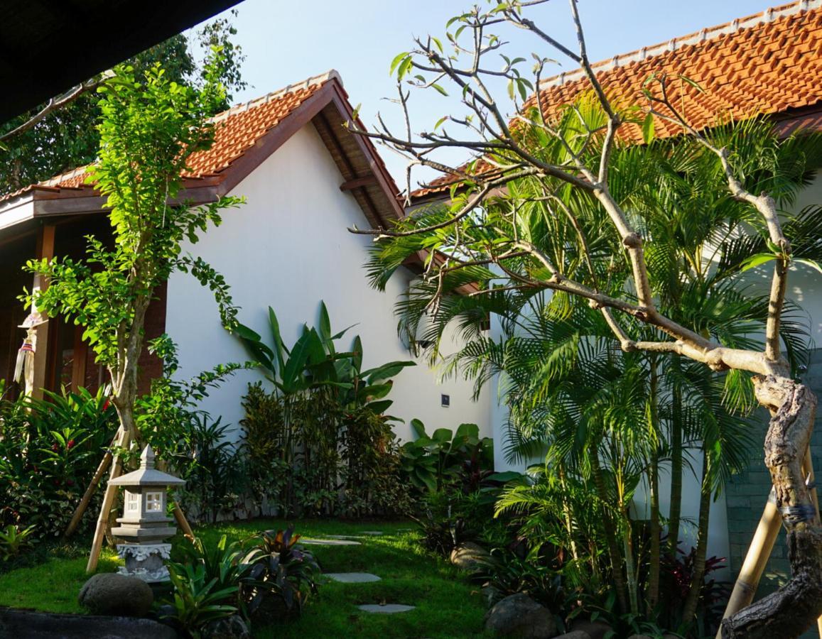Jinar Guest House Canggu Esterno foto