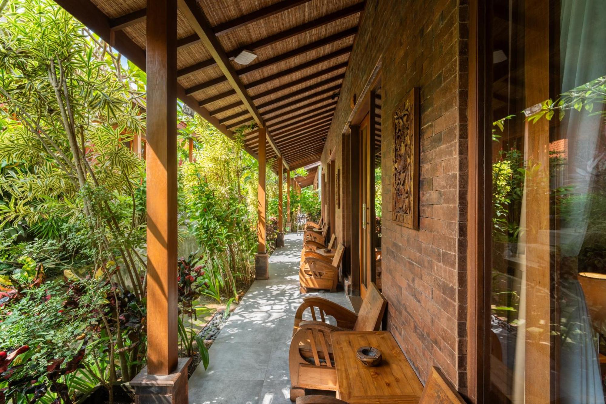 Jinar Guest House Canggu Esterno foto